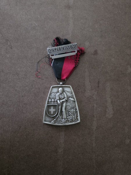 1986 swiss sporting MEDAL damaged ribbon Carousel 1