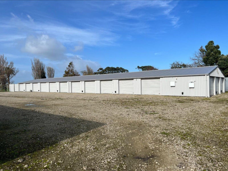 Springvale, 1 bedroom64746307249410112