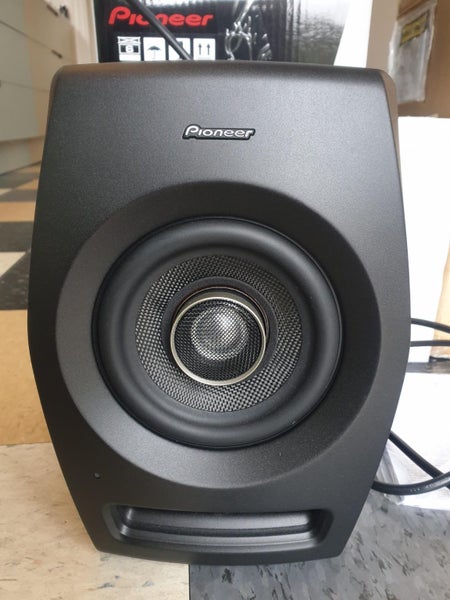 Pioneer RM-05 Studio Monitor used twice Carousel 2