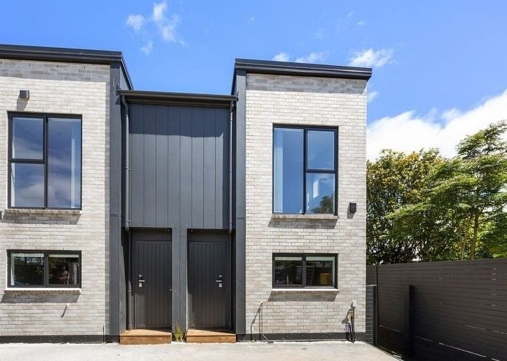 Mangere Bridge, 2 bedrooms64747119520131110