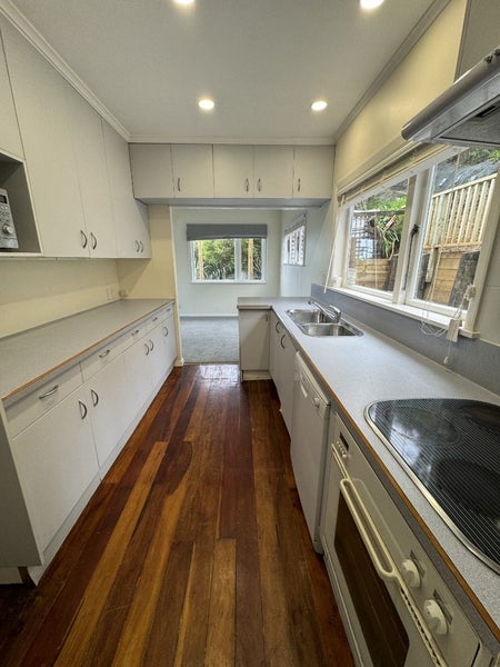 Khandallah, 2 bedrooms64747119511041112