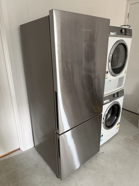 Fisher & Paykel Fridge/Freezer Washer/Dryer combo64747482685954111