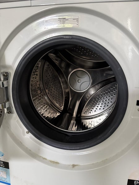 Fisher & Paykel Fridge/Freezer Washer/Dryer combo64747482685954114