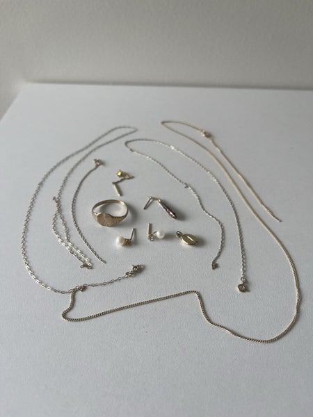 9ct Scrap Gold Lot Carousel 1