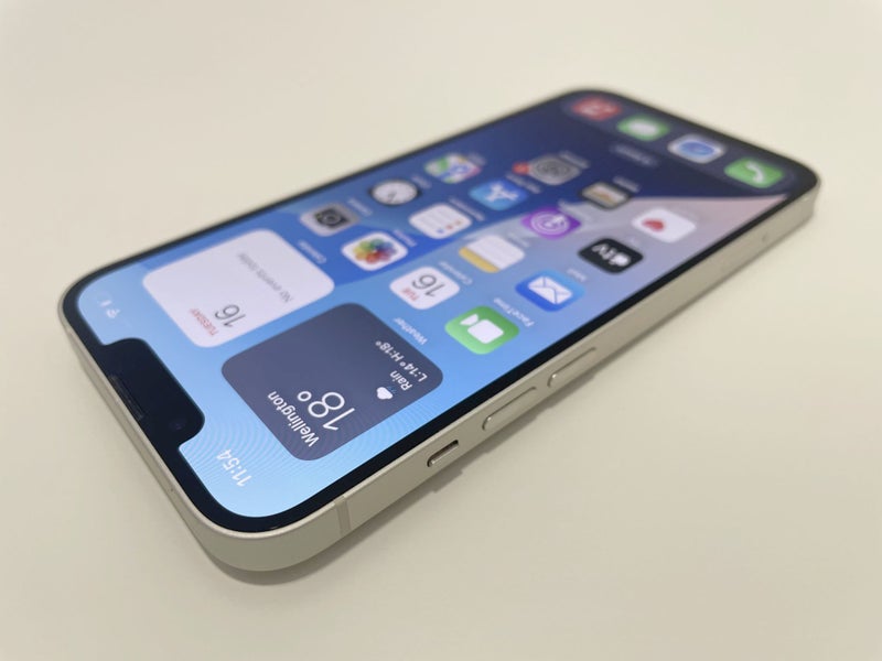 Apple iPhone 13 128gb Starlight (trade in)64750850153347112