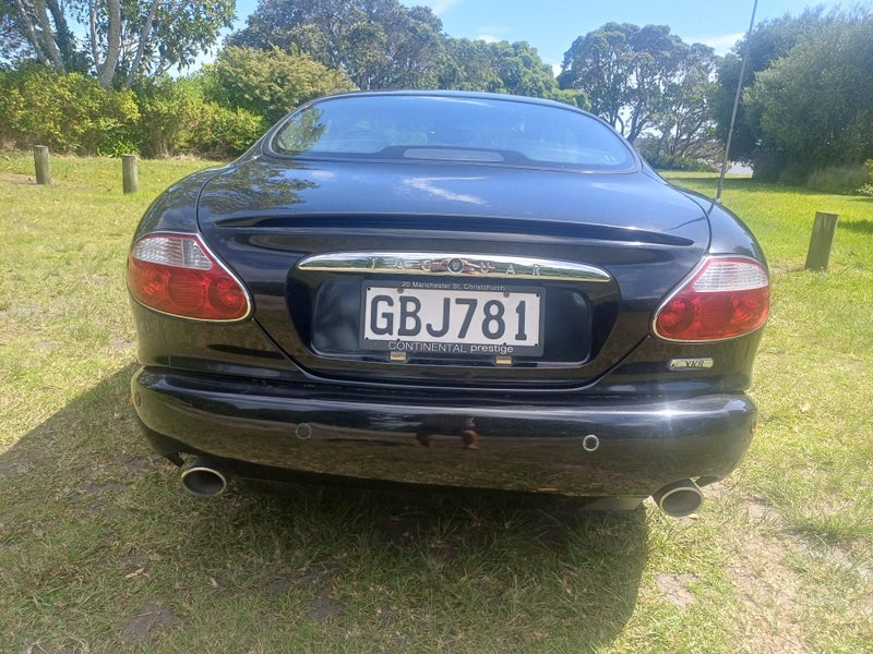 2004 Jaguar XK864748664993794114