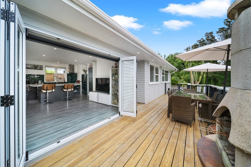 Renovated and ready to move in.64748665048961112