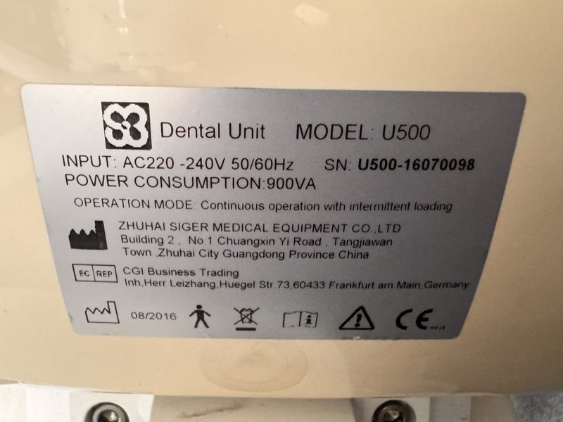 Dentists chair - perfect for tattoo studio or whatever!64749110292227111