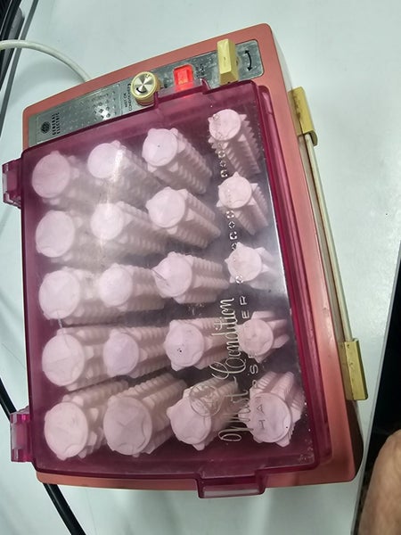 General Electric Vintage hair curler set Carousel 1