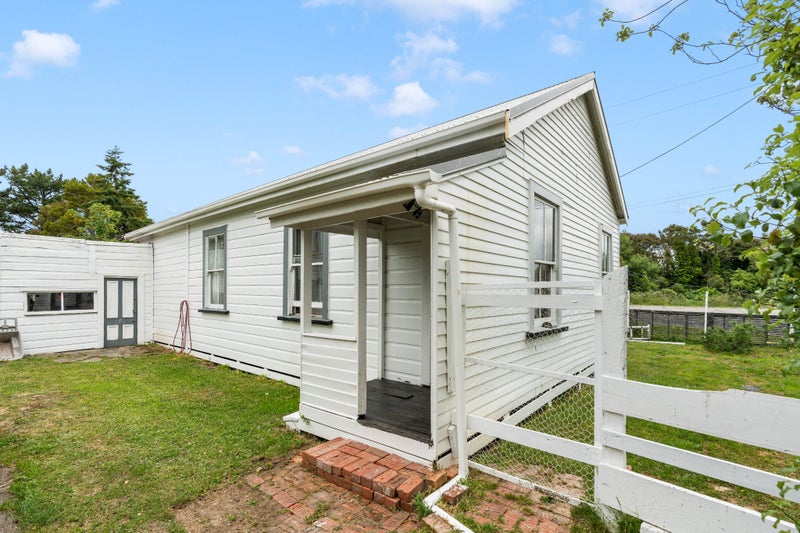 The Postmaster's Cottage - Enquiries Over $210,00064749069363202113