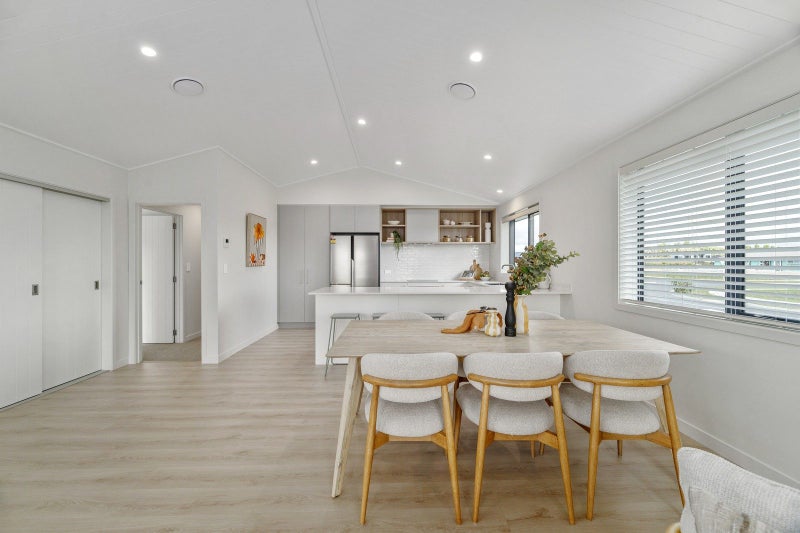 Show home investment64749069482627114