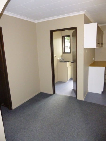 Waltham, 2 bedrooms64749164396930114