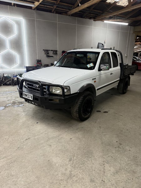 2000 Ford Courier64749677966594114