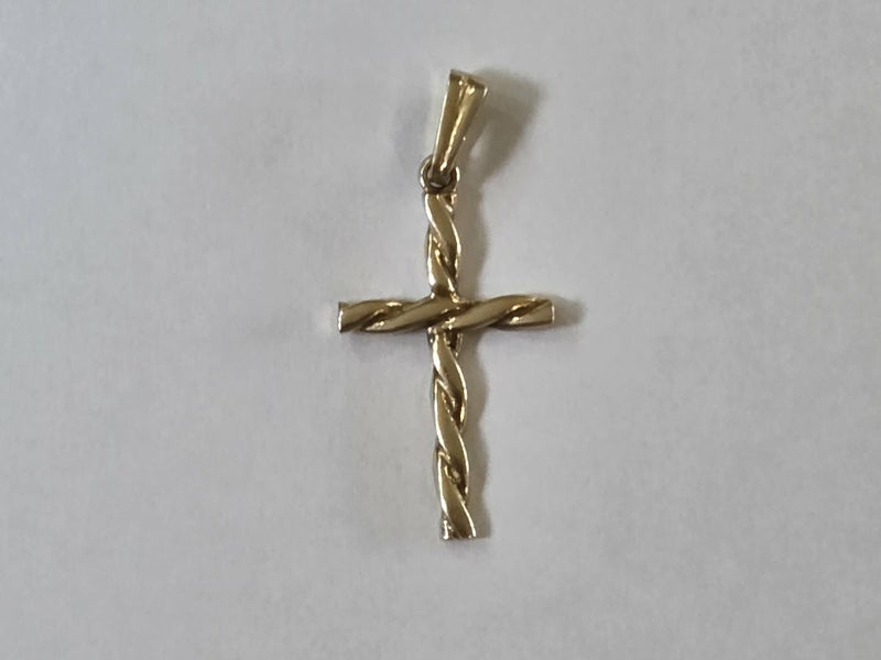 9ct Solid Gold Cross Pendent Carousel 2