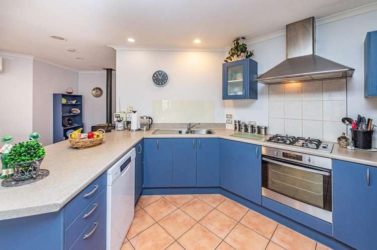 Springvale, 3 bedrooms64749991773570111