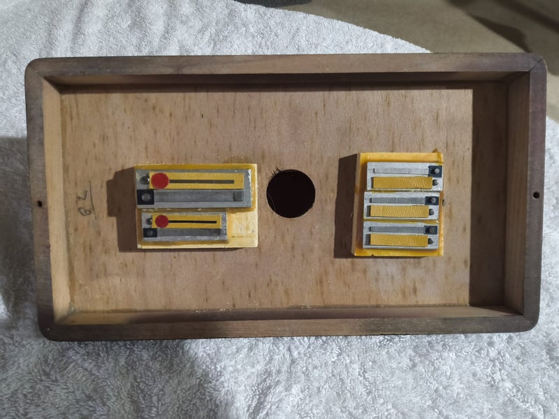 Button Accordion Carousel 9