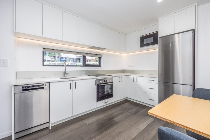 Mangere Bridge, 2 bedrooms64750298907011112