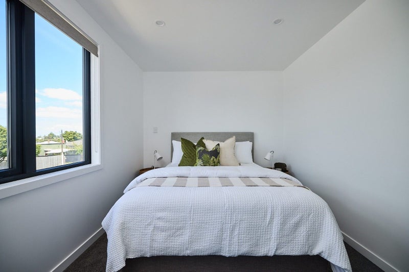 Mangere Bridge, 2 bedrooms64750298907011113