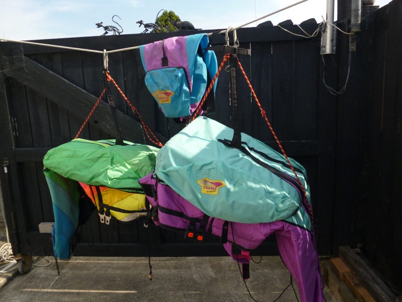 Hang Gliderharness Carousel 1