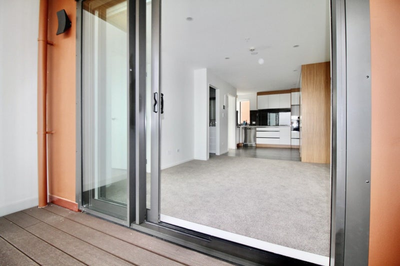 Sandringham, 2 bedrooms64751118253954110