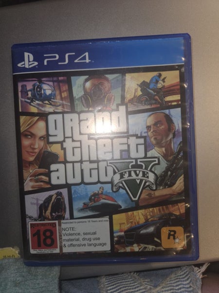 Grand Theft Atuo Carousel 1