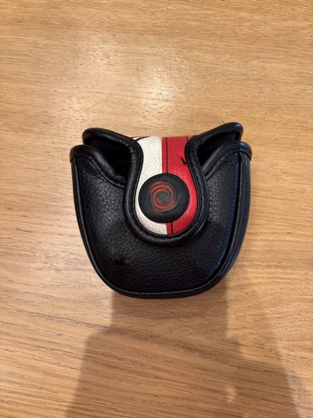 Odyssey White Hot OG7 34’ putter Carousel 10