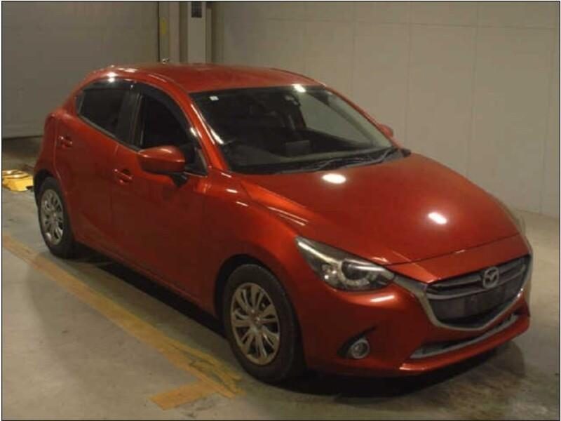 2015 Mazda Demio 13S/PUSH START/REVERSE CAMERA/...64752125532673112