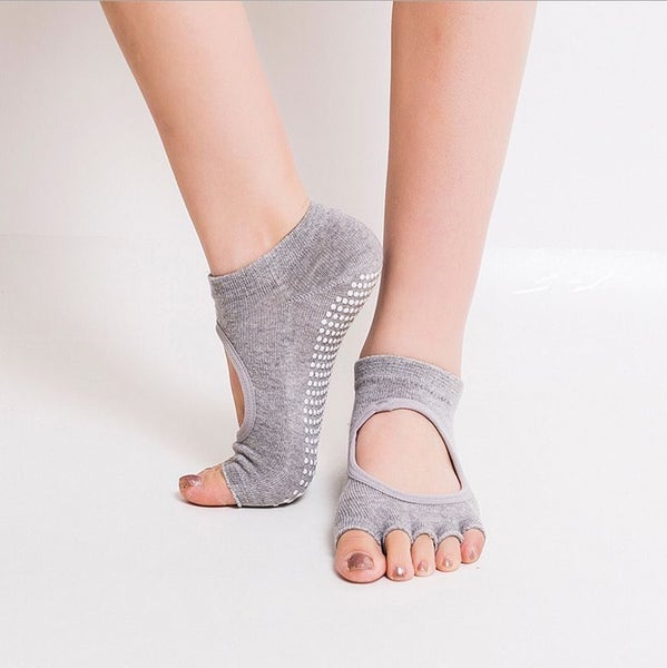 Sports Non-Slip Half Toe Yoga Pilates Ankle Grip Socks 5-Toe Massage Socks Carousel 2