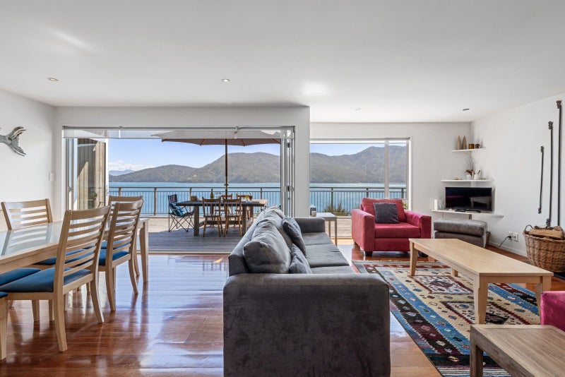 Rare retreat - Get in before everyone else!64757502637697112