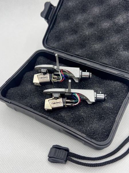 x2 STANTON 500-II Craze Carts w/ D5100 AL MKII Stylus, Headshells & Padded Case Carousel 1