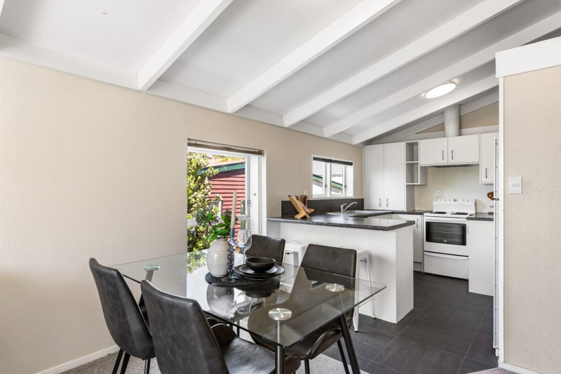 Great Potential and Prime Location64758081010179114