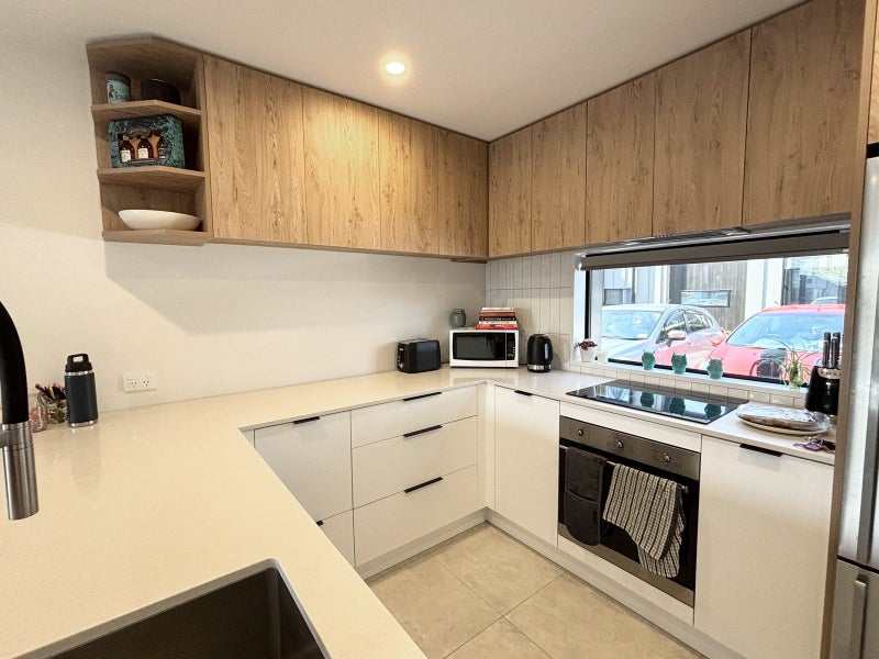 Addington, 2 bedrooms64758081130499111