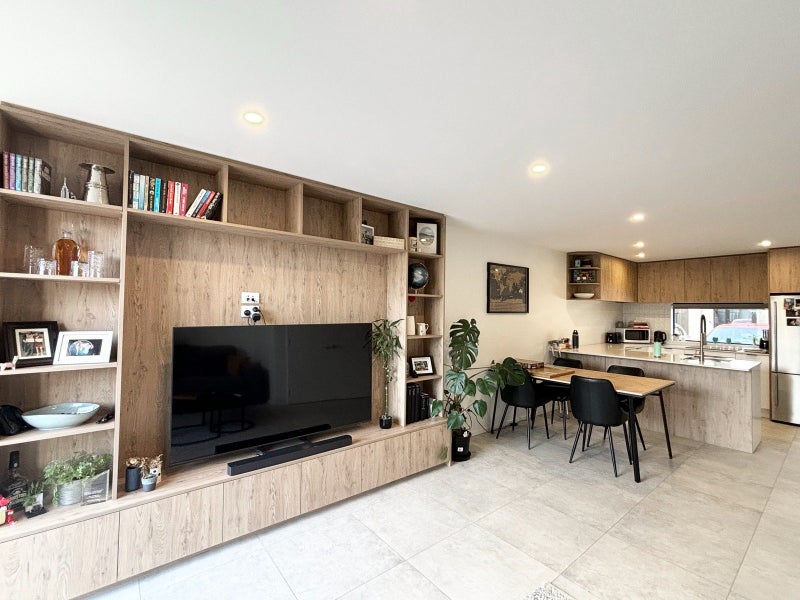 Addington, 2 bedrooms64758081130499112