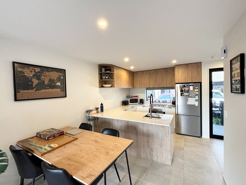 Addington, 2 bedrooms64758081130499113