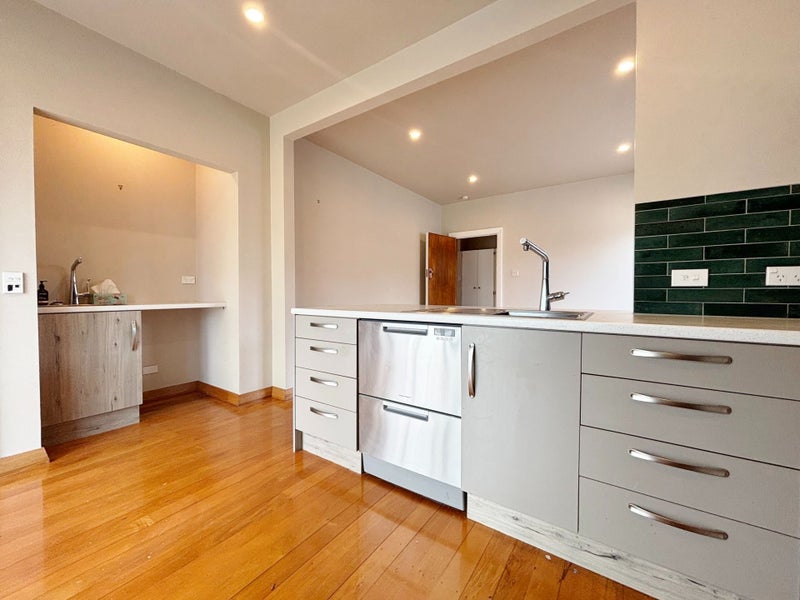 Avonside, 3 bedrooms64758081176705114