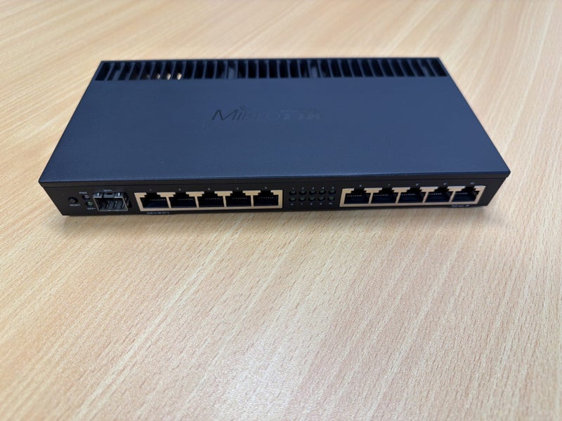 MikroTik RB4011iGS+RM Enterprise Router64759104503682110