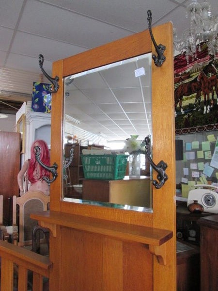 2297 VINTAGE OAK HALLSTAND Carousel 2