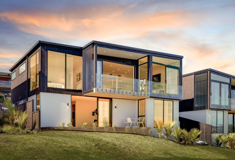 Front Row to the Orewa Estuary64760535786625110