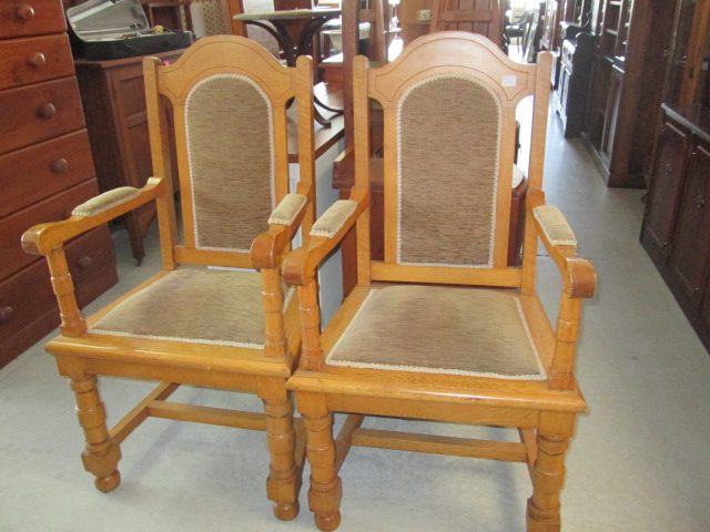 2305 PAIR OF VINTAGE STYLE OAK ARMCHAIR Carousel 1