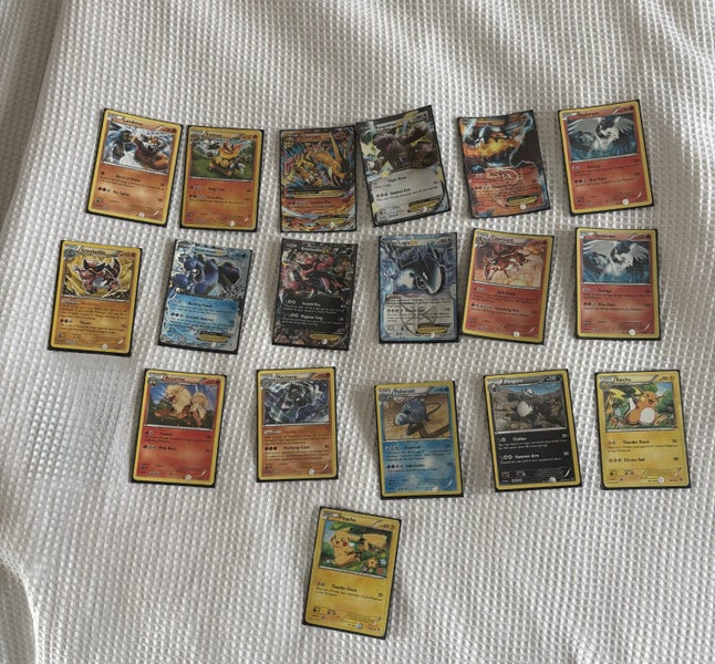 Collection of Pokémon cards + EX’s Carousel 1