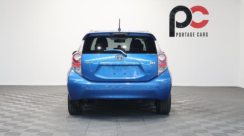 2012 Toyota Aqua Push button start64783786689025114