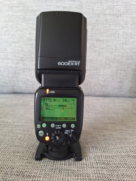Canon 600EX-RT speedlite Carousel 1