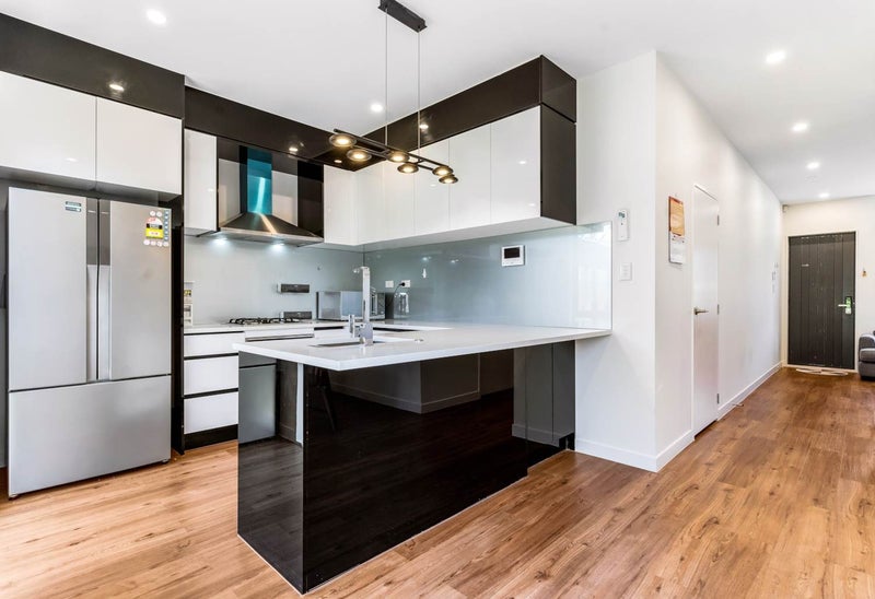 Mangere Bridge, 3 bedrooms64761220233475112