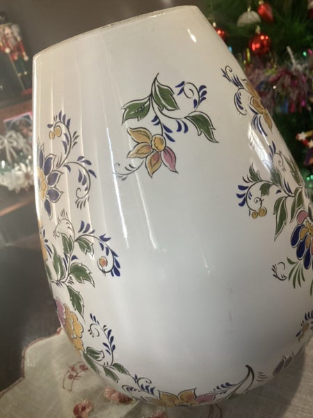 Vintage Gouda lidded vase Dutch pottery Carousel 9