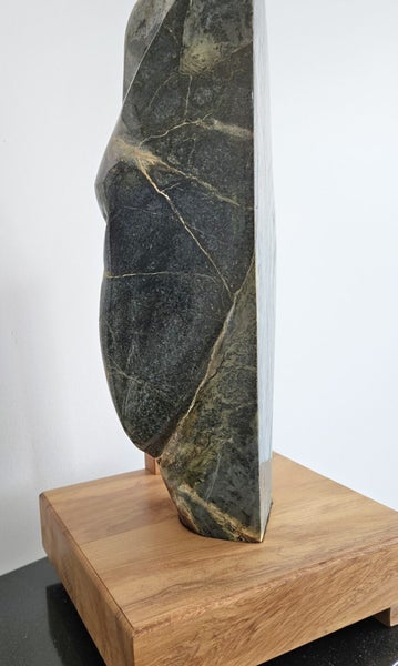 NZJADE FREEFORM 'MITRE' SCULPTURE AND TOUCHSTONE Carousel 2