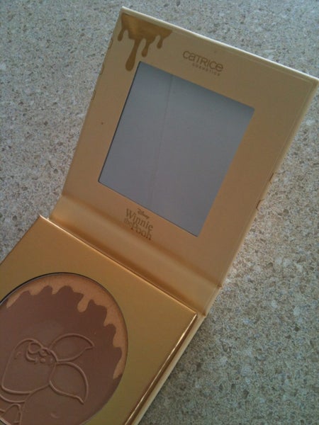catrice winnie the pooh soft glow bronzer Carousel 4