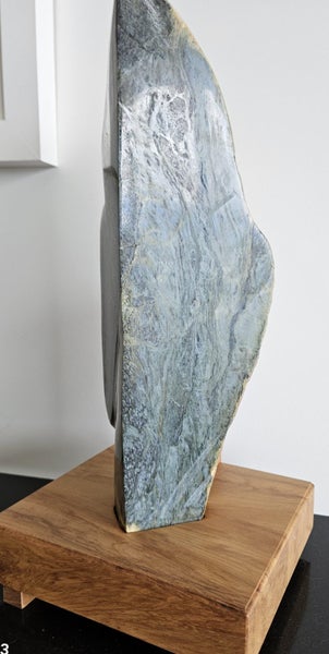 NZJADE FREEFORM 'MITRE' SCULPTURE AND TOUCHSTONE Carousel 7