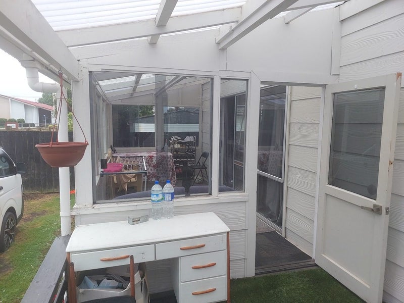 Papakura, 2 bedrooms64761906138753111