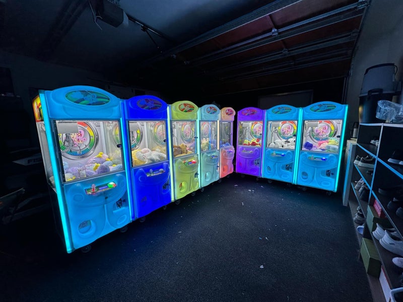 Claw machine Carousel 1