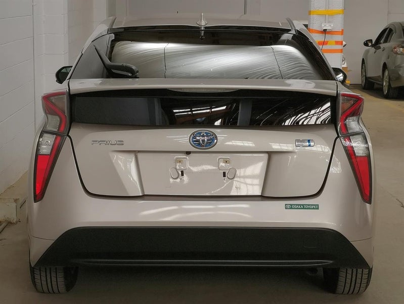 2016 Toyota Prius 1.8 Camchain, newshape, nice...64762383636609114